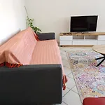 בית נופש Maison, Terrasse, Parking, 4lits, Et Canape Lit, 7personnes פואטייה