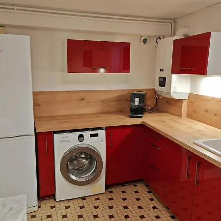 Maison, Terrasse, Parking, 4lits, Et Canape Lit, 7personnes Holiday home