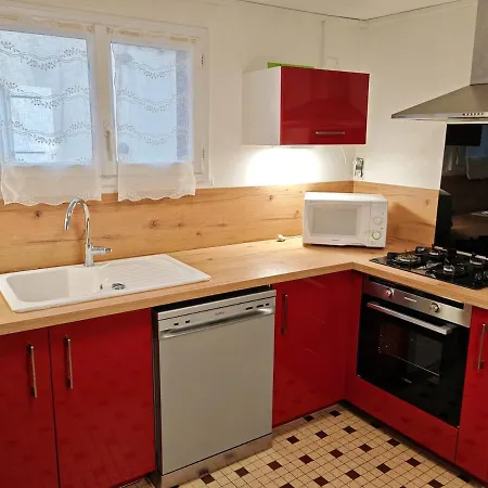 Maison, Terrasse, Parking, 4lits, Et Canape Lit, 7personnes 度假居