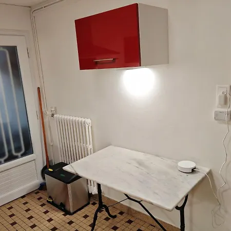 Holiday home Maison, Terrasse, Parking, 4lits, Et Canape Lit, 7personnes *