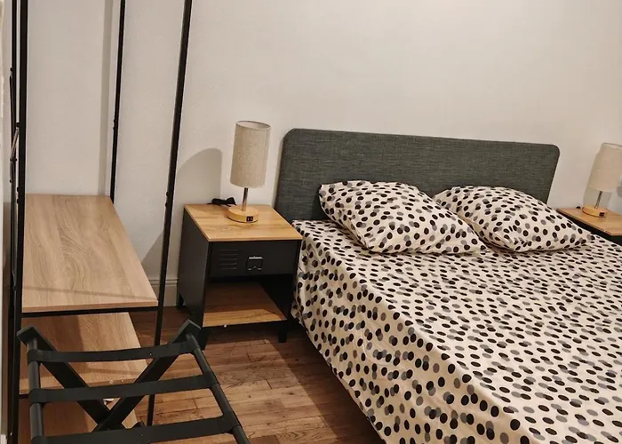 Maison, Terrasse, Parking, 4lits, Et Canape Lit, 7personnes Dom wakacyjny Poitiers